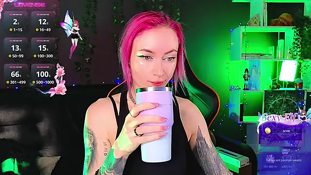 Snapshot of _HelenCarter chatting on 21, 1, 2025 HelenCarter online show from 21, 1, 2025