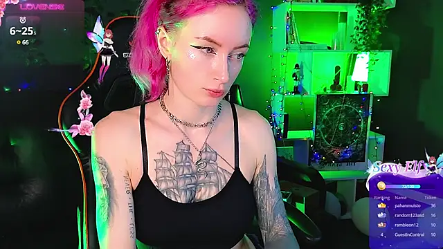 Snapshot of _HelenCarter chatting on 28, 1, 2025 HelenCarter online show from 28, 1, 2025