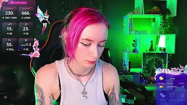 Snapshot of _HelenCarter chatting on 28, 1, 2025 HelenCarter online show from 28, 1, 2025