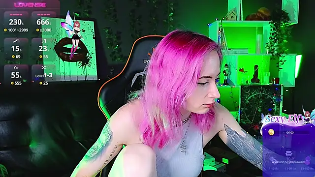 Snapshot of _HelenCarter chatting on 10, 2, 2025 HelenCarter online show from 10, 2, 2025