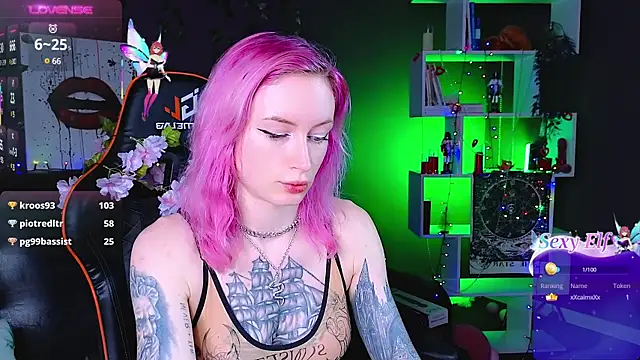 Snapshot of _HelenCarter chatting on 24, 2, 2025 HelenCarter online show from 24, 2, 2025