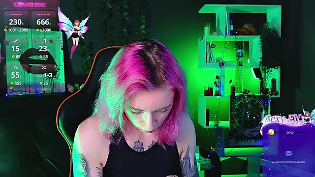 Snapshot of _HelenCarter chatting on 28, 2, 2025 HelenCarter online show from 28, 2, 2025