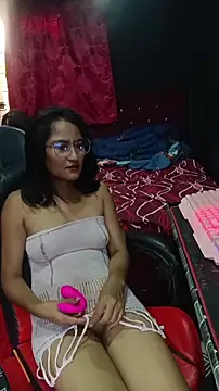 AdelinaMiran90 online show from 29, 10, 2025