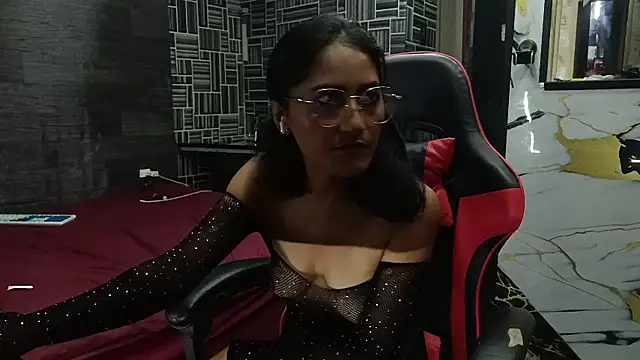 AdelinaMiran90 online show from 12, 3, 2026