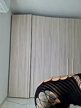 Snapshot of EileX_official chatting on 11, 11, 2025 EileX official online show from 11, 11, 2025