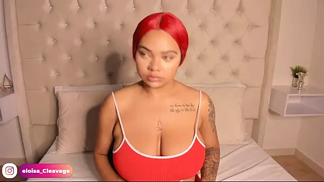 Eloisa cleavage  online show from 12, 1, 2025