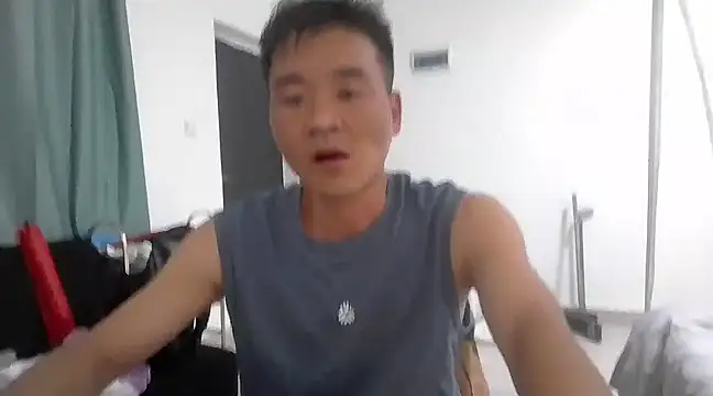 Snapshot of kisstoyousoon2024 chatting on 5, 3, 2025 kisstoyousoon2024 online show from 5, 3, 2025