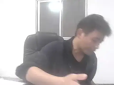 kisstoyousoon2024 online show from 11, 11, 2025