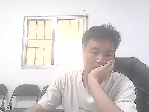 kisstoyousoon2024 online show from 19, 11, 2025