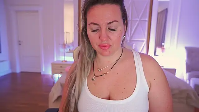 Snapshot of KiraCandyS chatting on 16, 2, 2026 KiraCandyS online show from 16, 2, 2026