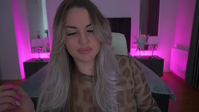 Snapshot of KiraCandyS chatting on 19, 2, 2026 KiraCandyS online show from 19, 2, 2026