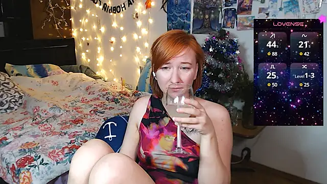 Snapshot of licentia__poetica chatting on 1, 1, 2025 licentia  poetica online show from 1, 1, 2025