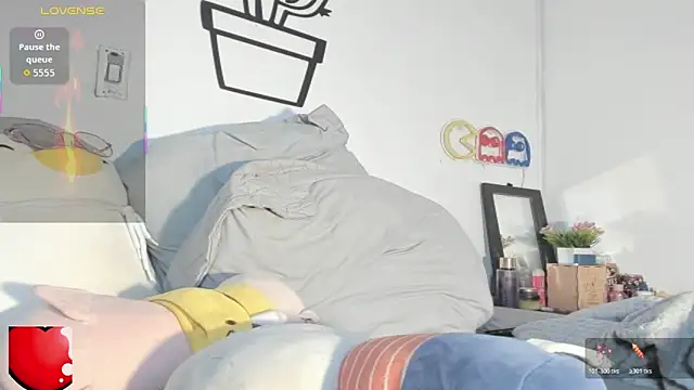 Snapshot of Alessia28_ chatting on 5, 11, 2025 Alessia28 online show from 5, 11, 2025