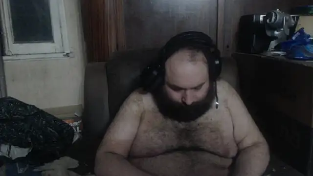 Snapshot of hairyhulk chatting on 1, 1, 2025 hairyhulk online show from 1, 1, 2025