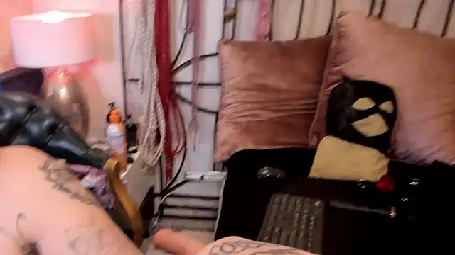 Snapshot of luxifer_666_ chatting on 20, 3, 2025 luxifer 666 online show from 20, 3, 2025