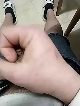 lobito1997 online show from 16, 2, 2025