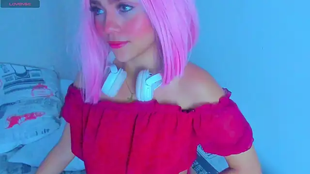 Snapshot of Sweet_MaryJane2 chatting on 4, 12, 2024 Sweet MaryJane2 online show from 4, 12, 2024