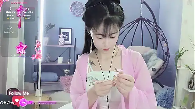 Lisa-s online show from 6, 2, 2025