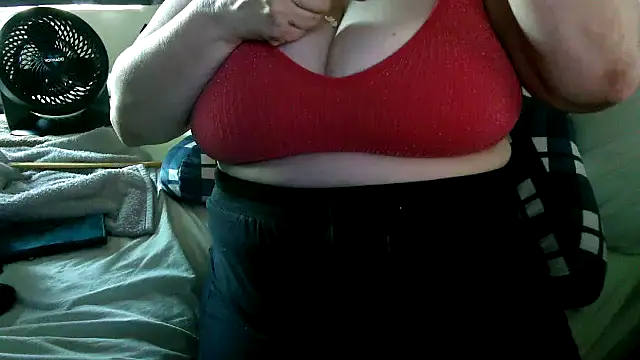 WHITEDAROSE online show from 2, 10, 2025