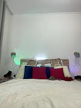 Snapshot of KateRedgar chatting on 30, 10, 2025 KateRedgar online show from 30, 10, 2025