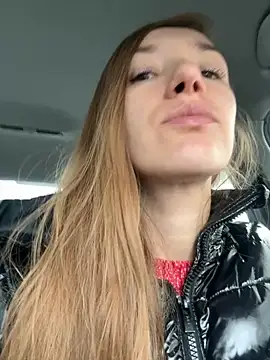 Snapshot of KateRedgar chatting on 31, 10, 2025 KateRedgar online show from 31, 10, 2025