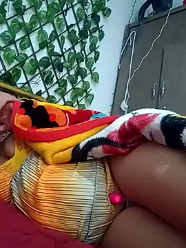 Snapshot of amatista_3012 chatting on 15, 10, 2025 amatista 3012 online show from 15, 10, 2025