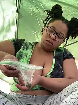 bustypothead online show from 10, 3, 2025