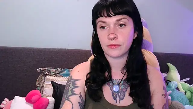 Snapshot of Marcelinegoddess chatting on 11, 11, 2025 Marcelinegoddess online show from 11, 11, 2025