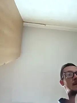 Snapshot of TheSouthernKing chatting on 7, 3, 2026 TheSouthernKing online show from 7, 3, 2026