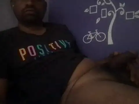 Snapshot of shreess2323 chatting on 5, 11, 2025 shreess2323 online show from 5, 11, 2025