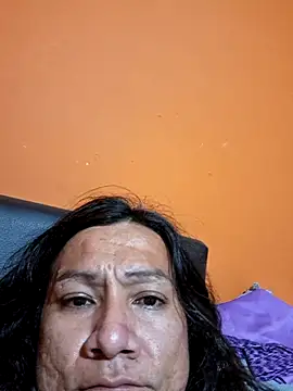 Snapshot of miicheele32 chatting on 29, 10, 2025 miicheele32 online show from 29, 10, 2025