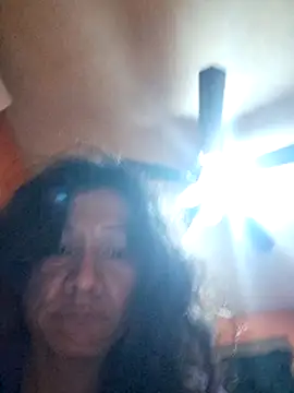 Snapshot of miicheele32 chatting on 6, 11, 2025 miicheele32 online show from 6, 11, 2025