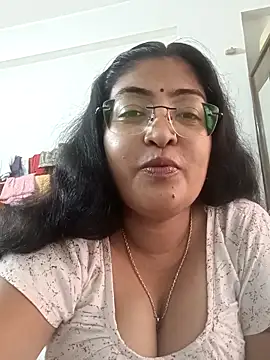 LAVERNIYA  online show from 12, 10, 2025