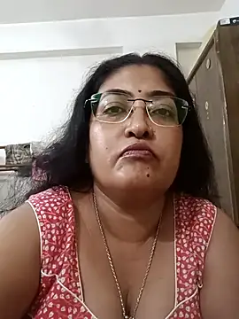 LAVERNIYA  online show from 28, 10, 2025