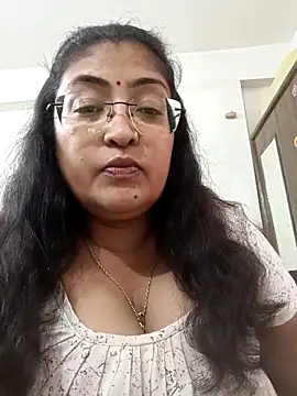 LAVERNIYA  online show from 31, 10, 2025