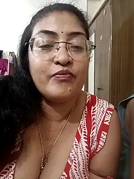 LAVERNIYA  online show from 4, 11, 2025