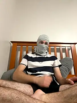 Snapshot of TheBestbrando88 chatting on 4, 11, 2025 TheBestbrando88 online show from 4, 11, 2025