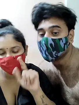 Snapshot of IND_COUPLE1 chatting on 17, 12, 2024 IND COUPLE1 online show from 17, 12, 2024