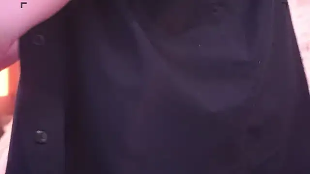 Charming Daphny online show from 7, 3, 2025