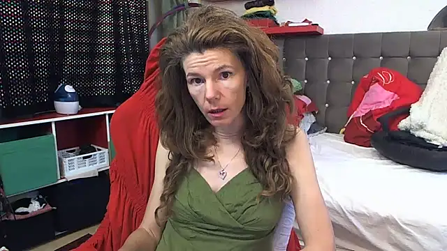Snapshot of kellyterapy chatting on 2, 2, 2025 kellyterapy online show from 2, 2, 2025