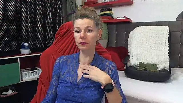 Snapshot of kellyterapy chatting on 3, 2, 2025 kellyterapy online show from 3, 2, 2025