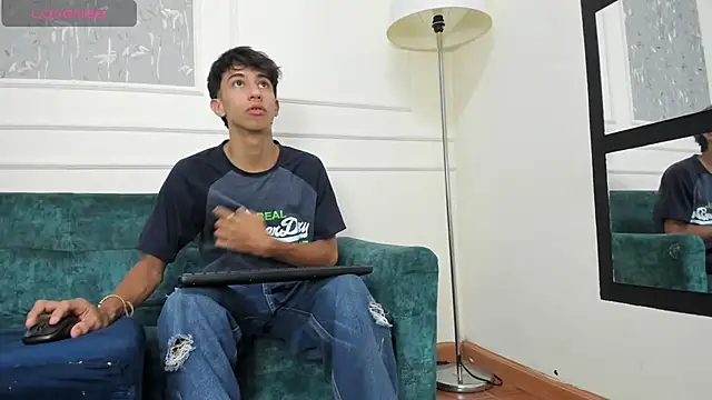 Lucian Davi online show from 23, 12, 2024