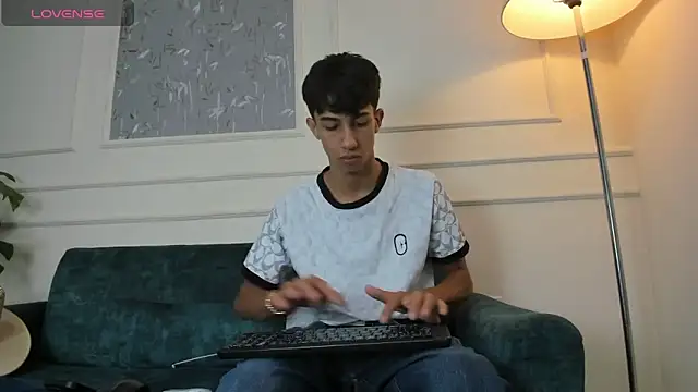 Lucian Davi online show from 8, 1, 2025
