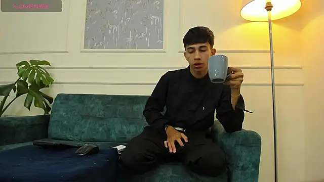 Lucian Davi online show from 30, 1, 2025