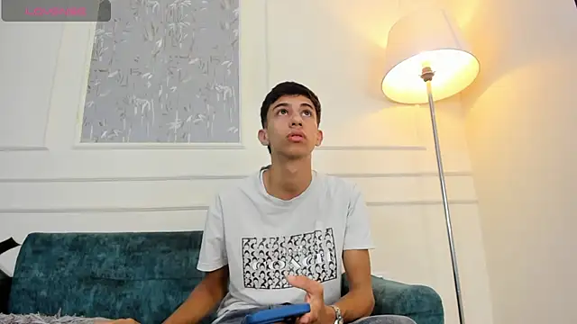 Lucian Davi online show from 6, 10, 2025