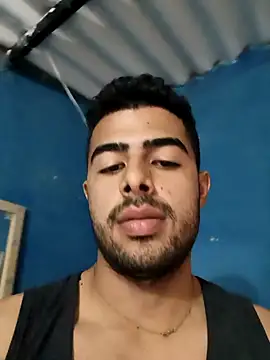 LuiMilan99 online show from 25, 3, 2026