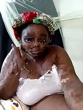 Snapshot of mummie_Nasty254 chatting on 28, 10, 2025 mummie Nasty254 online show from 28, 10, 2025