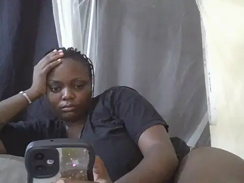 Snapshot of mummie_Nasty254 chatting on 12, 11, 2025 mummie Nasty254 online show from 12, 11, 2025