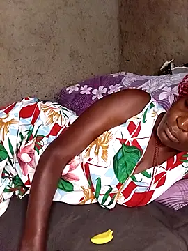 Snapshot of pretty_prickle chatting on 26, 11, 2025 pretty prickle online show from 26, 11, 2025