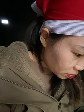 Snapshot of Laura8910 chatting on 23, 2, 2025 Laura8910 online show from 23, 2, 2025